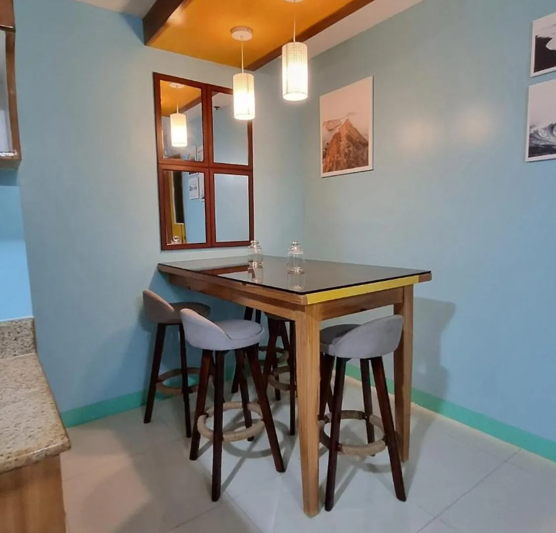 Daire Spacious & Cozy 1-Bedroom, Sleeps 2-4 Manila Filipinler