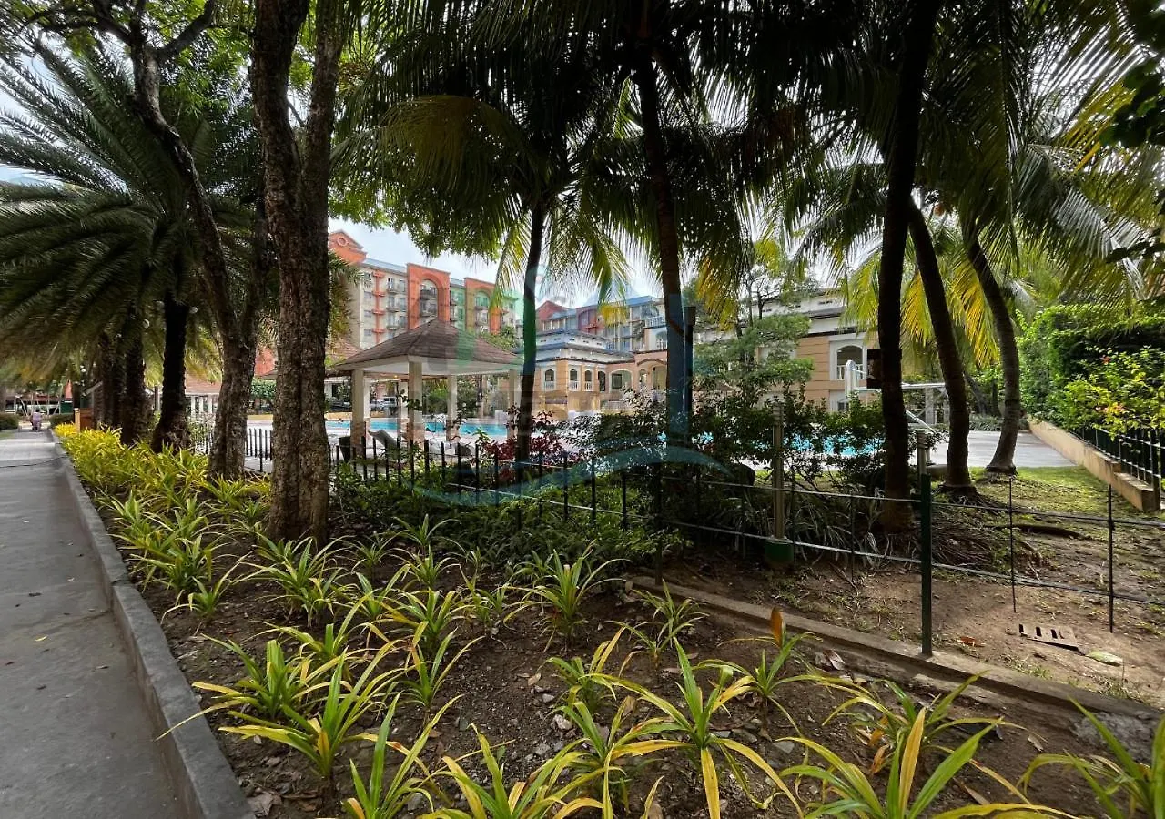 Spacious & Cozy 1-Bedroom, Sleeps 2-4 Manilla 0*,